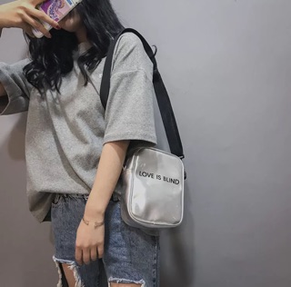 Túi Đeo Chéo Ulzzang