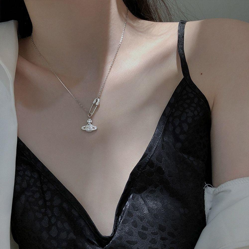LILYES Dây Chuyền Mặt Hình Hành Tinh Phong Cách Vintage Thanh Lịch Cho Nữ