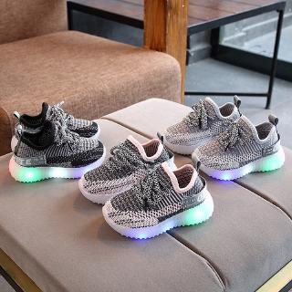 Giày thể thao đế gắn đèn led cho bé trai bé gái size 21-30
