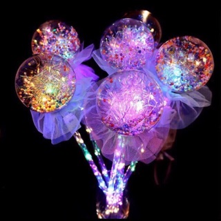 Đèn phát sáng cầm tay biểu diễn sự kiện sinh nhật