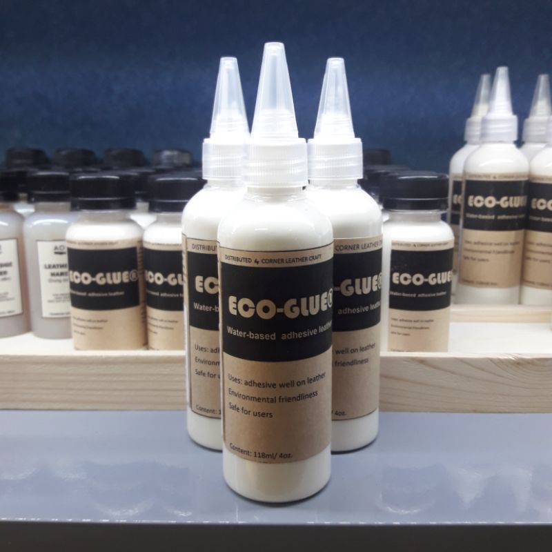 1 hũ keo dán da gốc nước