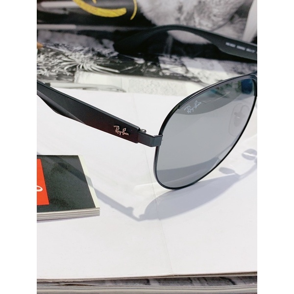 Mắt kính mát nam RayBan .