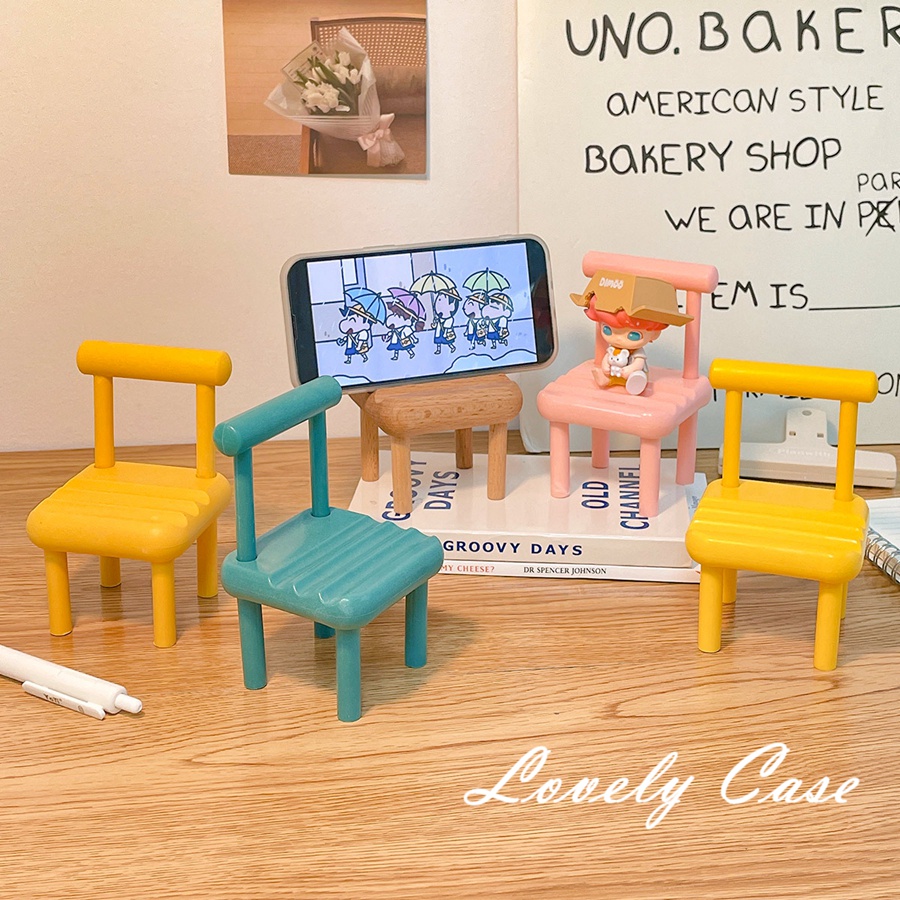 Giá Đỡ Điện Thoại Mini Hình Búp Bê Hoạt Hình Dễ Thương