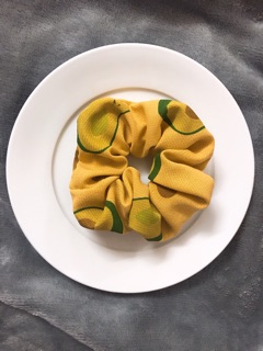 Dây buộc tóc Scrunchies quả bơ