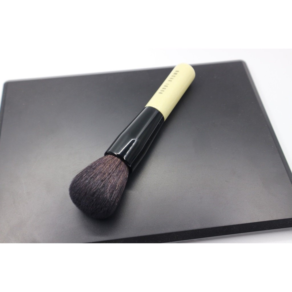 Cọ Tán Phấn Tạo Khối Bobbi Brown Bronzer Brush