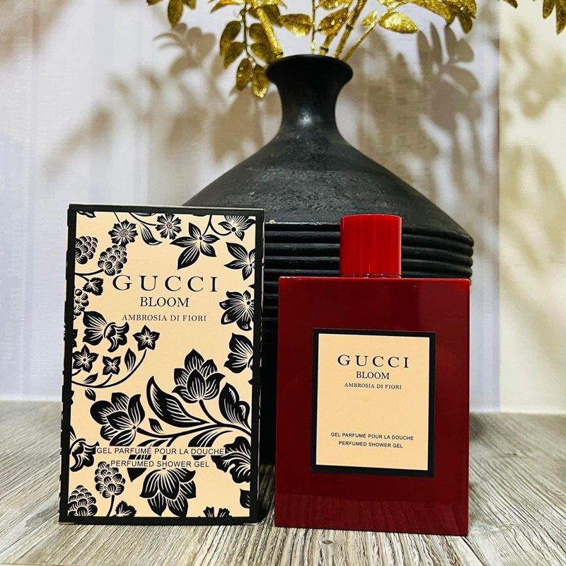 Sữa Tắm Hương Nước Hoa Gucci Bloom Hương Hoa Nhài và Hoa Huệ Trắng 380ml