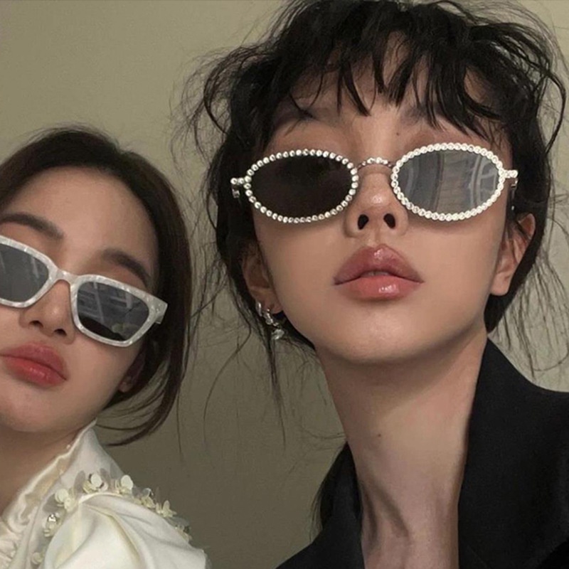 Kính Mát Gọng Oval Kim Loại Đính Đá Thời Trang Cho Nữ