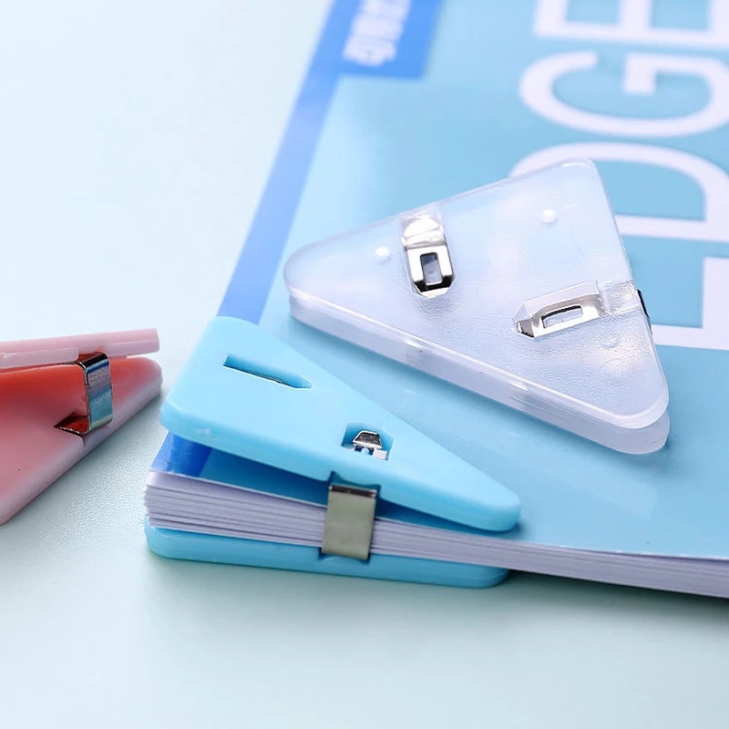 Set 5 Kẹp Giữ Góc Sách Hình Tam Giác Bằng Nhựa Tiện Dụng Cho Học Sinh/Văn Phòng