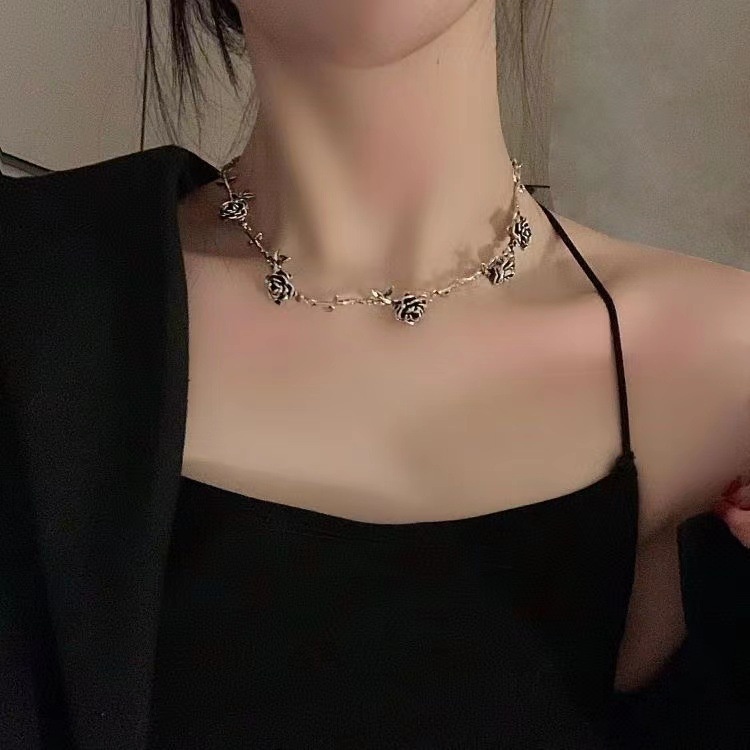Vòng Cổ choker Hoa Trà Đen Phong Cách Retro Pháp Thời Trang Cao Cấp Cho Nữ