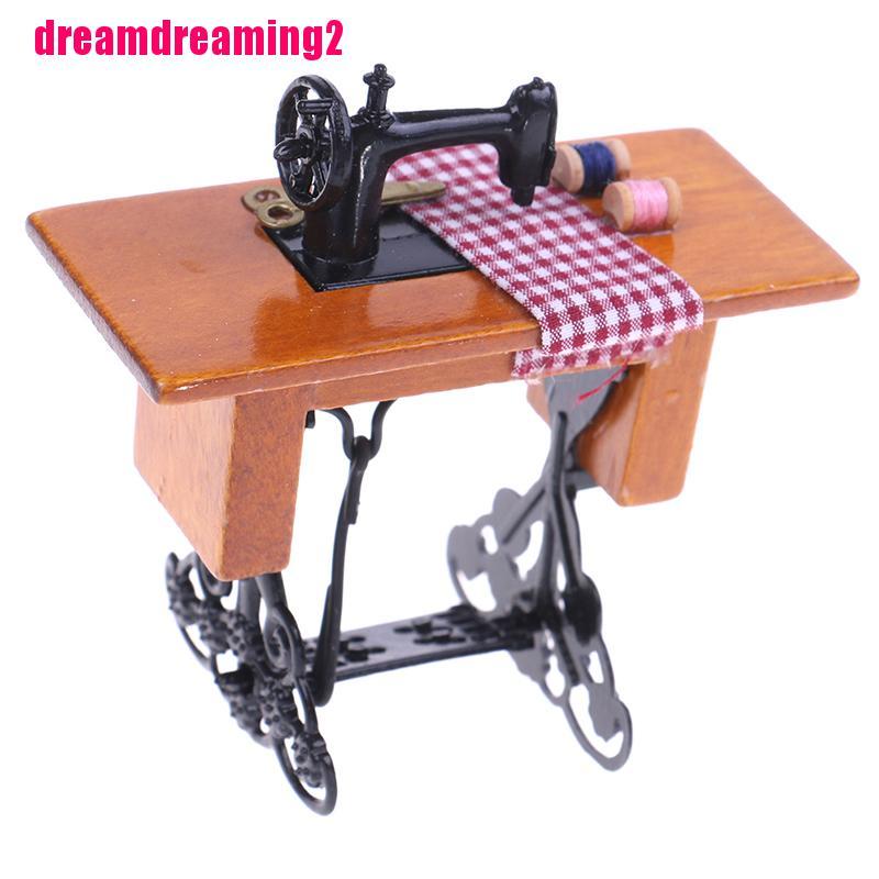 Mô hình máy may mini trang trí nhà búp bê tỉ lệ 1: 12