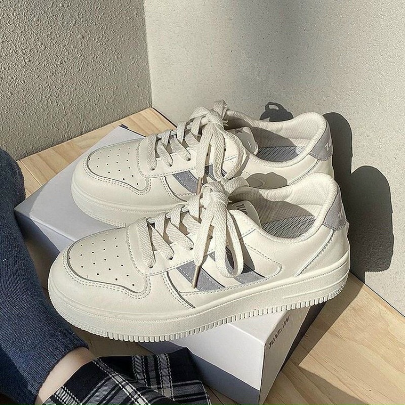 Giày sneaker thể thao sọc chéo hai màu xanh nâu