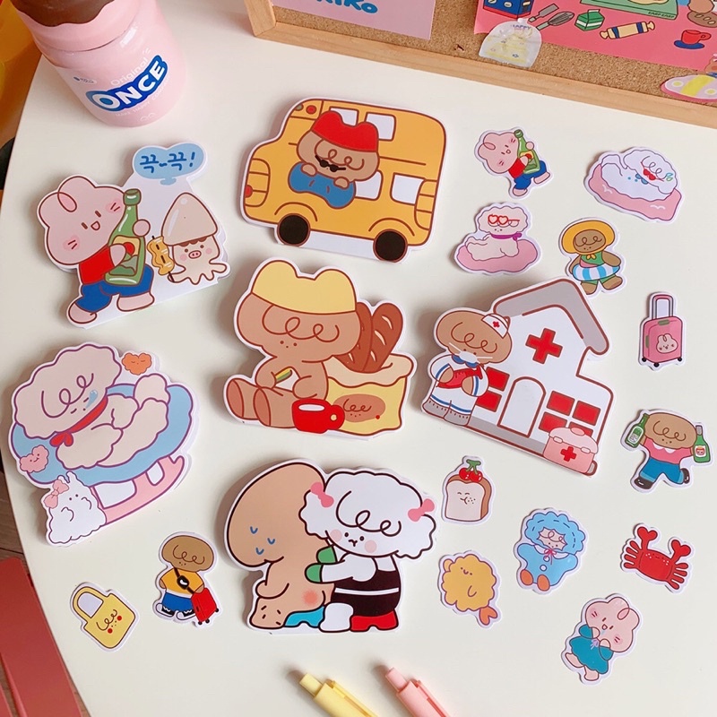 SET STICKER HÌNH CHÚ GẤU DỄ THƯONG 40 MIẾNG KÈM TÚI BÌA GIẤY CUTE DỄ THƯƠNG