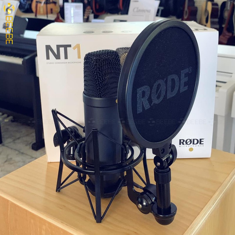 RODE NT1 Kit - Mic Thu Âm Chuyên Nghiệp, Trang Bị Shockmount, Cáp Tín Hiệu, Màng Lọc (Bản 2020)