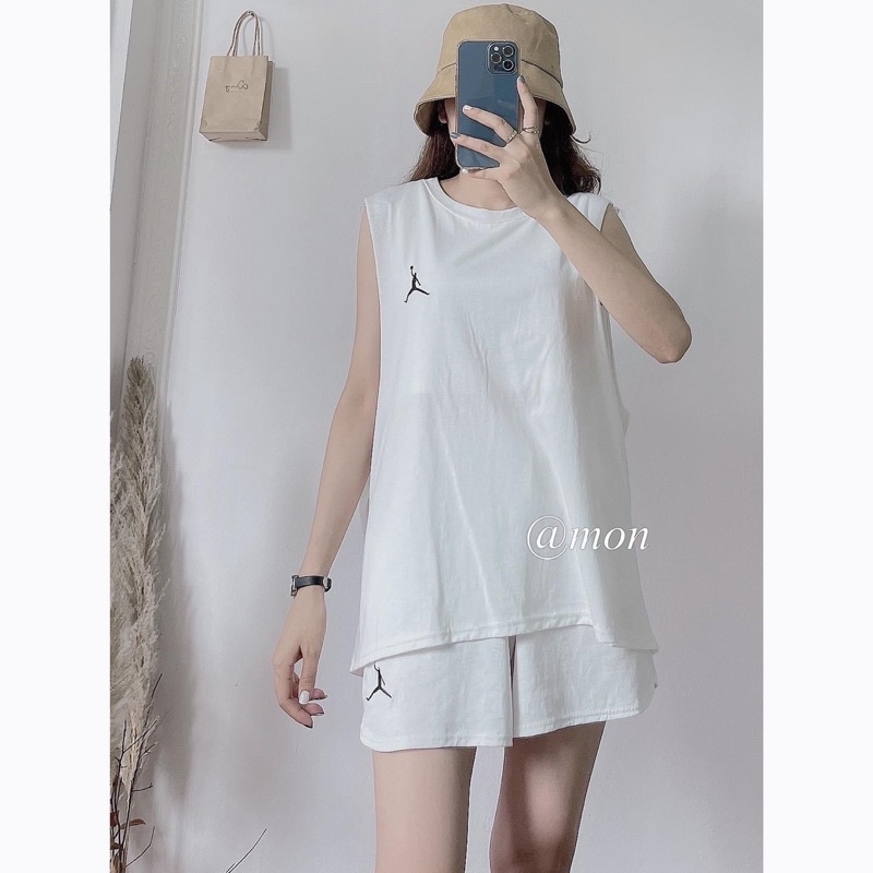 Bộ Thể Thao Nữ 3 Lỗ Logo Người 🦋 Set Áo Tanktop Quần Cộc Nữ Dáng Sport 3 Màu Ulzzang Hot 🦋