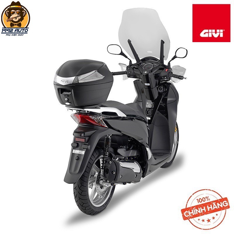 Thùng GIVI B34N/ B34NT Phản Quang Đỏ/ Xám Khói Ốp Bạc Công Nghệ Monolock Gắn Sau Motor Xe Máy Tay ga Kèm Đế Đệm Màu Đen