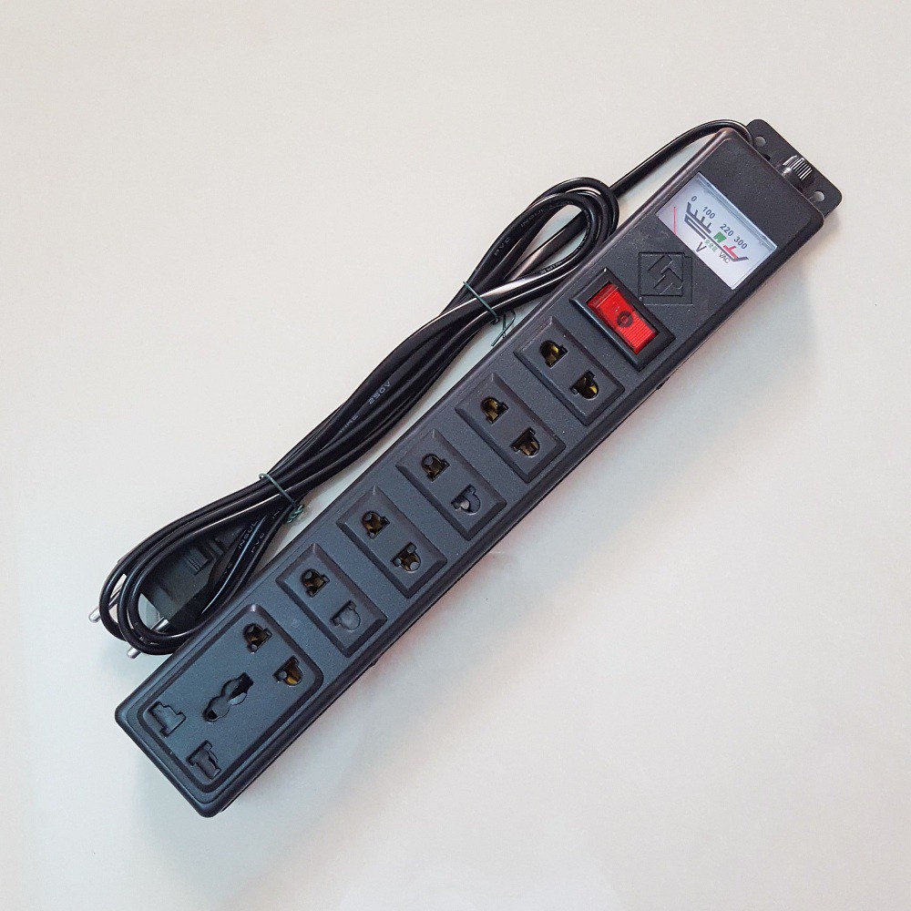 Ổ Cắm Điện Có Công Tắc 7 Phích Cắm.