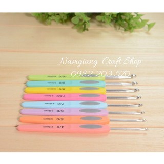 Bộ kim móc 8 size nhiều màu