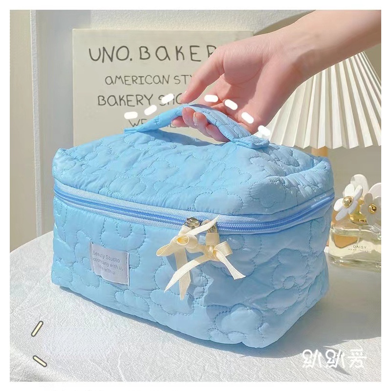 Túi Đựng Mỹ Phẩm Sức Chứa Lớn Họa Tiết Hoa Màu Kẹo Ngọt