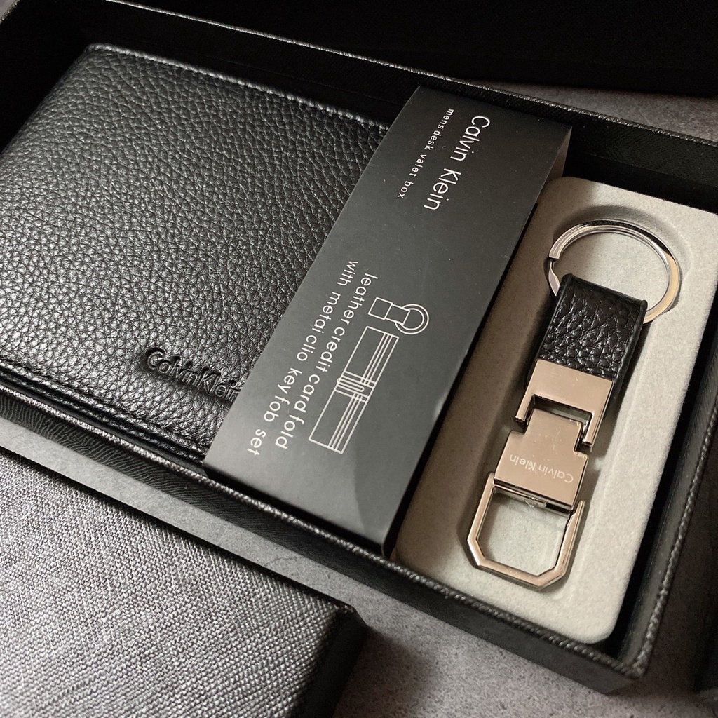 Set ví nam trơn chữ chìm + móc khóa - S018