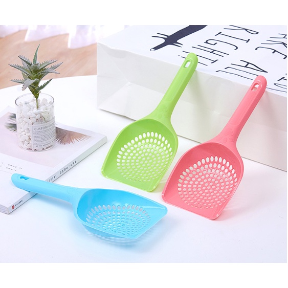(Dụng cụ vệ sinh mèo) Xẻng nhựa xúc cát mèo có lỗ