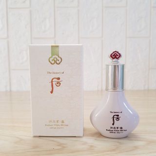 Kem nền BB whoo trắng Radiant white