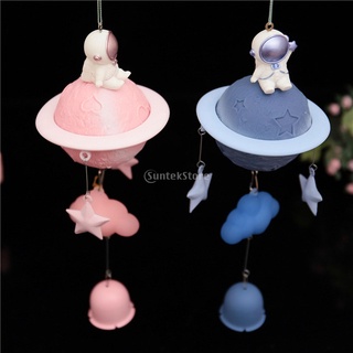 Chuông gió hình phi hành gia bằng resin thủ công trang trí trong nhà/ngoài trời