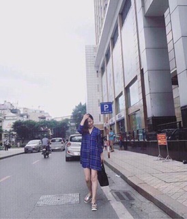Đầm suông caro
