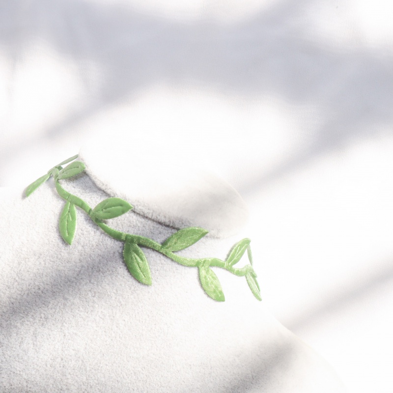 Vòng Cổ choker Hình Lá Nho Màu Xanh Lá Thời Trang Xuân Hè