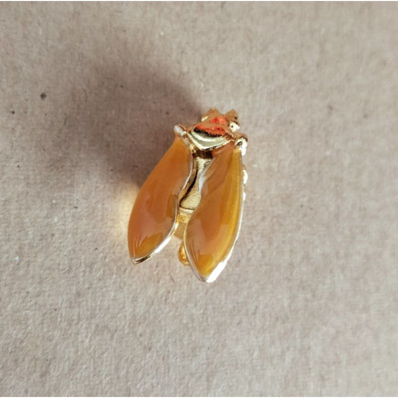 Charm ve sầu may mắn học tập làm handmade có móc đầu và đuôi