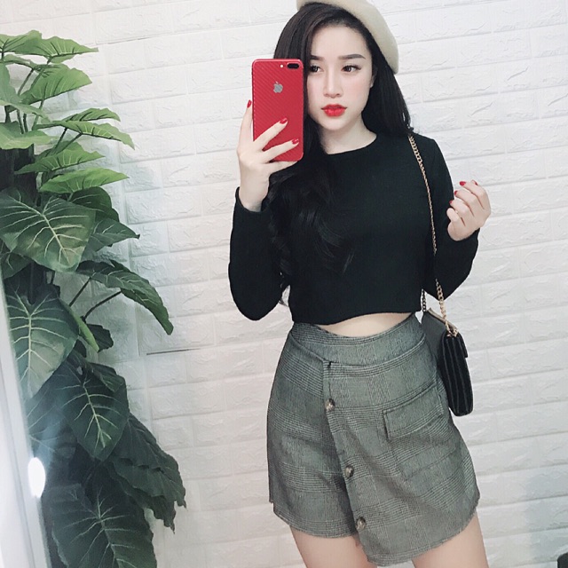 Set áo crotop quần váy khuy