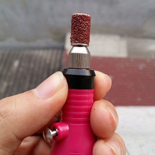 Máy mài móng tay