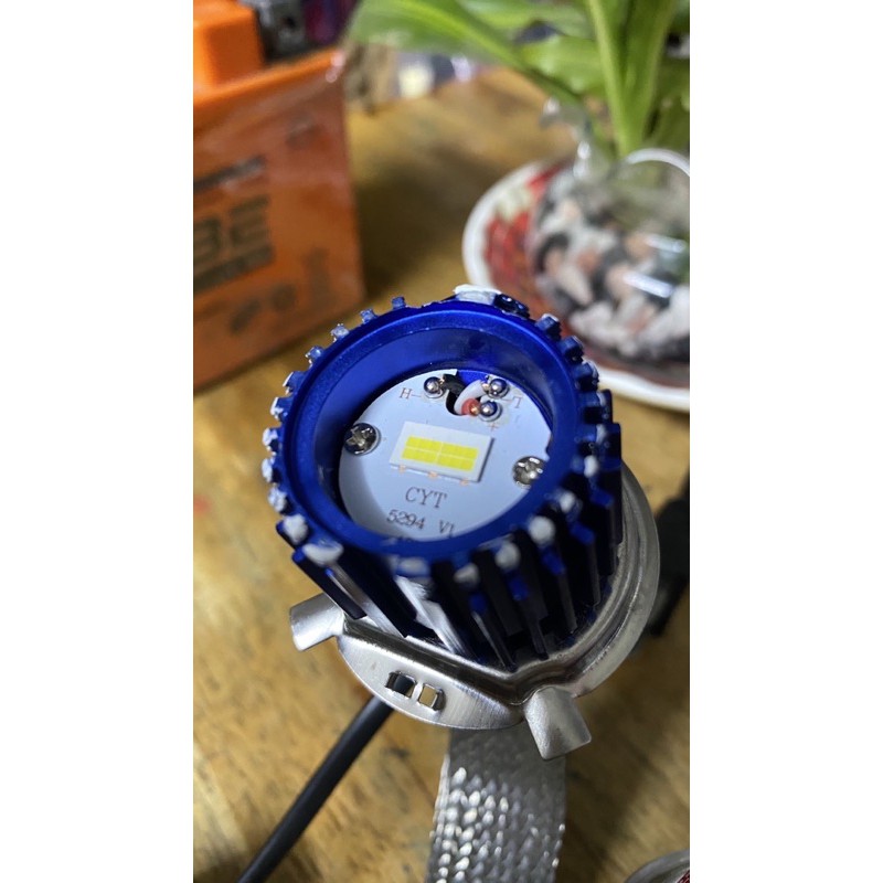 Đèn led H4 bi cầu BMA loại xịn sáng 30-40w có tản nhiệt
