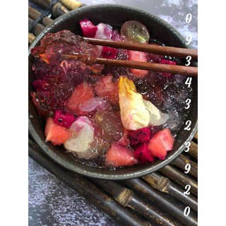 SET DƯỠNG NHAN 9 VỊ NGUYÊN LIỆU GỒM: ( BỒ MỄ+NHỰA ĐÀO+ TUYẾT YẾN+TÁO ĐỎ+LONG NHÃN+KỲ TỬ+HẠT SEN+ ĐÔNG TRÙNG THẢO+CHIA