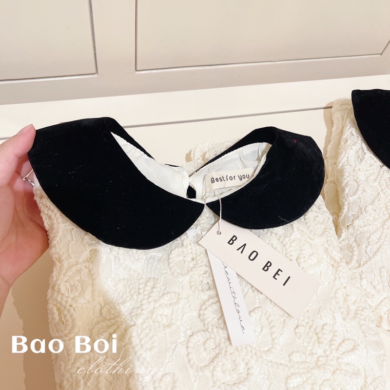 Áo sơmi ren cổ nhung