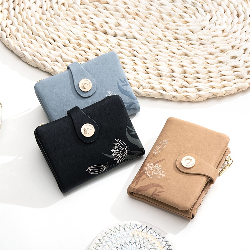 Ví/ Bóp Ngắn Cầm Tay Cho Nữ ERASHOP 079791 - Đựng Tiền/ Để Thẻ Hoa Súng Khóa Tròn Khắc Hoa, Nhiều Ngăn, Rẻ Đẹp