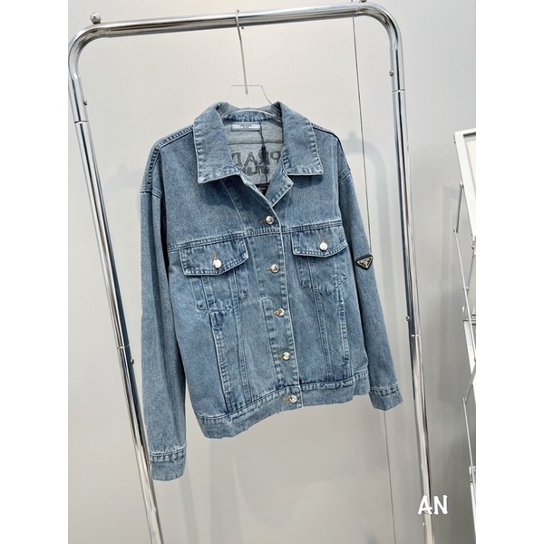 Khoác bò tag tay chữ lưng