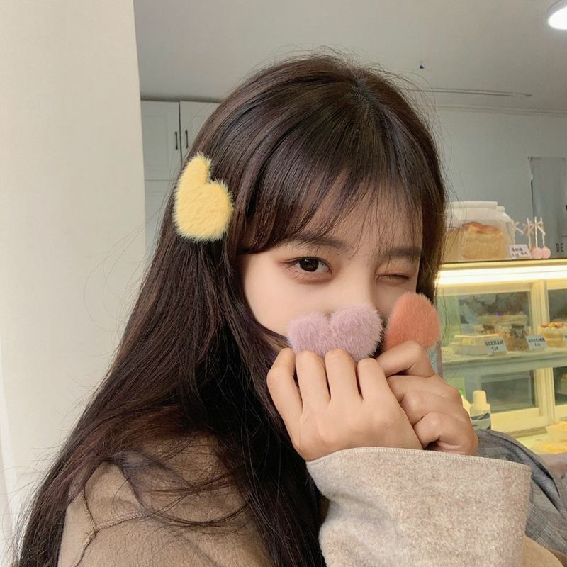 Kẹp tóc PAPAOZHU trái tim lông xù màu kẹo dễ thương phong cách Hàn Quốc cho nữ