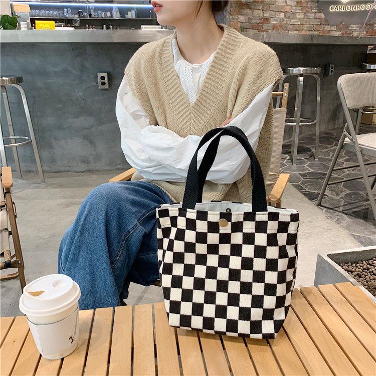 < > Túi Xách Tay Đựng Hộp Cơm Trưa Nhỏ Gọn Thời Trang Dễ Phối Đồ Dành Cho Nữ Sinh