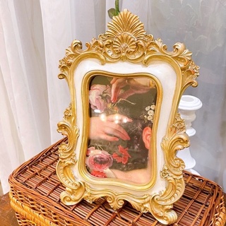 Khung tranh cổ điển vàng trắng vuông lượn ✨
