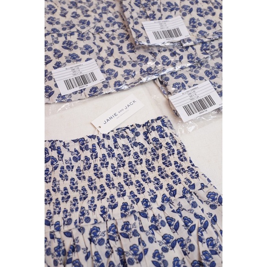 Chân váy bé gái JANIE and JACK - FLORAL SMOCKED TIERED SKIRT