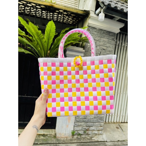 Túi đan làn nhựa đủ màu đi biển đi du lịch rất xinh đựng đồ dùng thoải mái