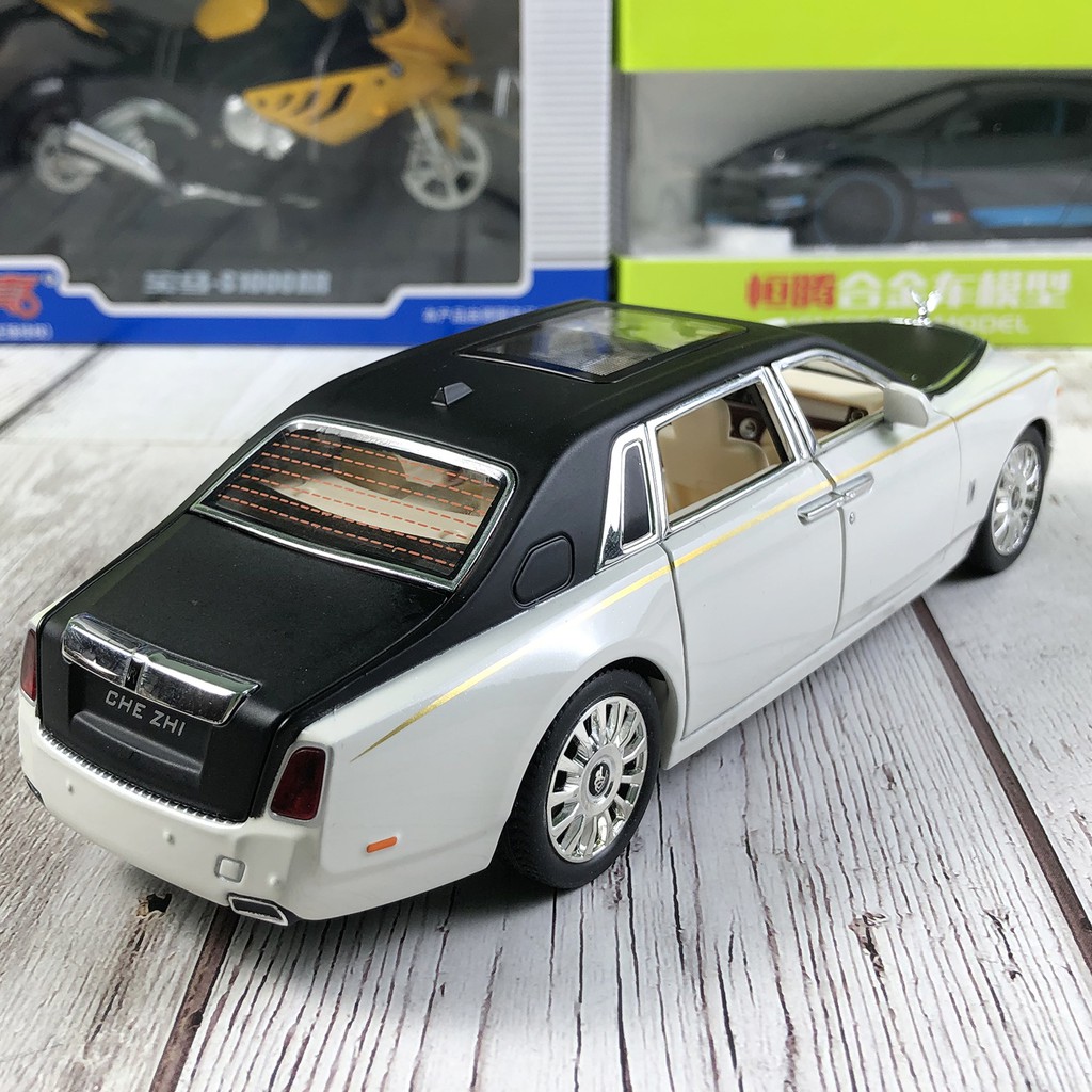 Mô hình xe Rolls Royce Phantom VIII tỉ lệ 1:24 Chezhi cực đẹp, thế hệ mới nhất