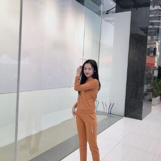 Com bo Bộ nữ và áo giữ nhiệt nữ