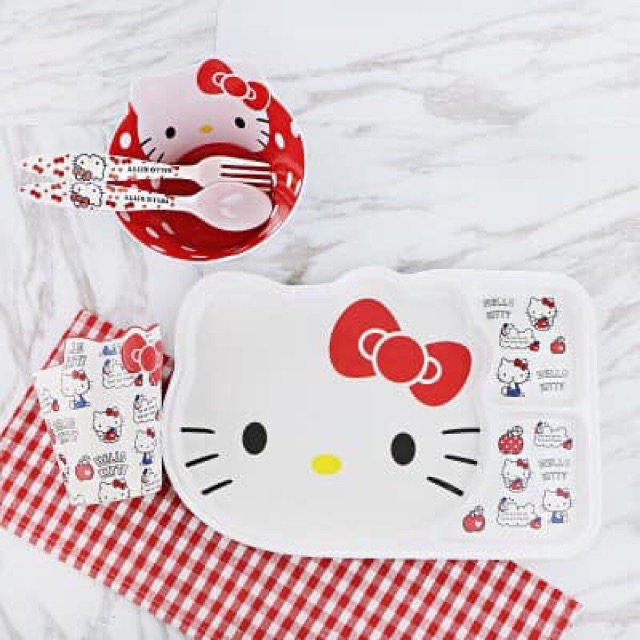 Set bát ăn 5 món Hello Kitty cho bé từ 6 tháng đến 5 tuổi