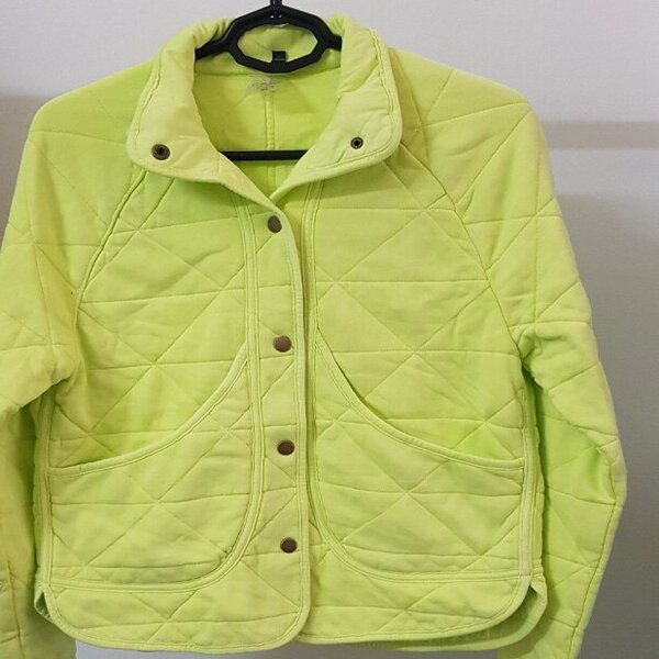 Áo Khoác Nữ Cali-a nỉ chần nhẹ bản cài cúc xuất xịn đã cắt tag sườn phiên bản giá xả kho siêu yêu ngã cây XanhHouse | BigBuy360 - bigbuy360.vn