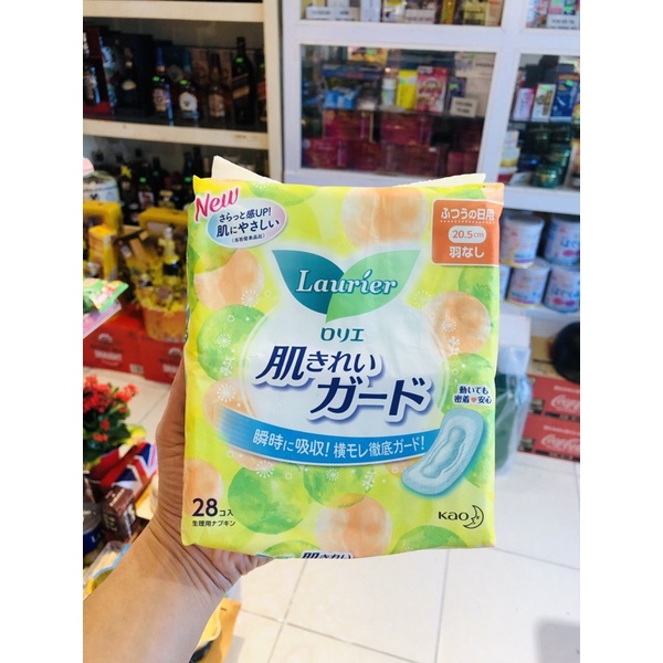 Băng vệ sinh Kao Laurier