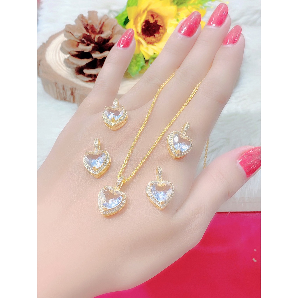 Mặt dây chuyền trái tim kèm dây UHA kiểu dáng sang trọng bền màu ( giá tốt nhất ) M1355