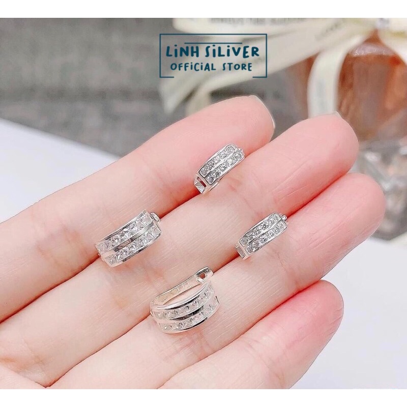 Bông bập đá ôm vành tai bạc ta