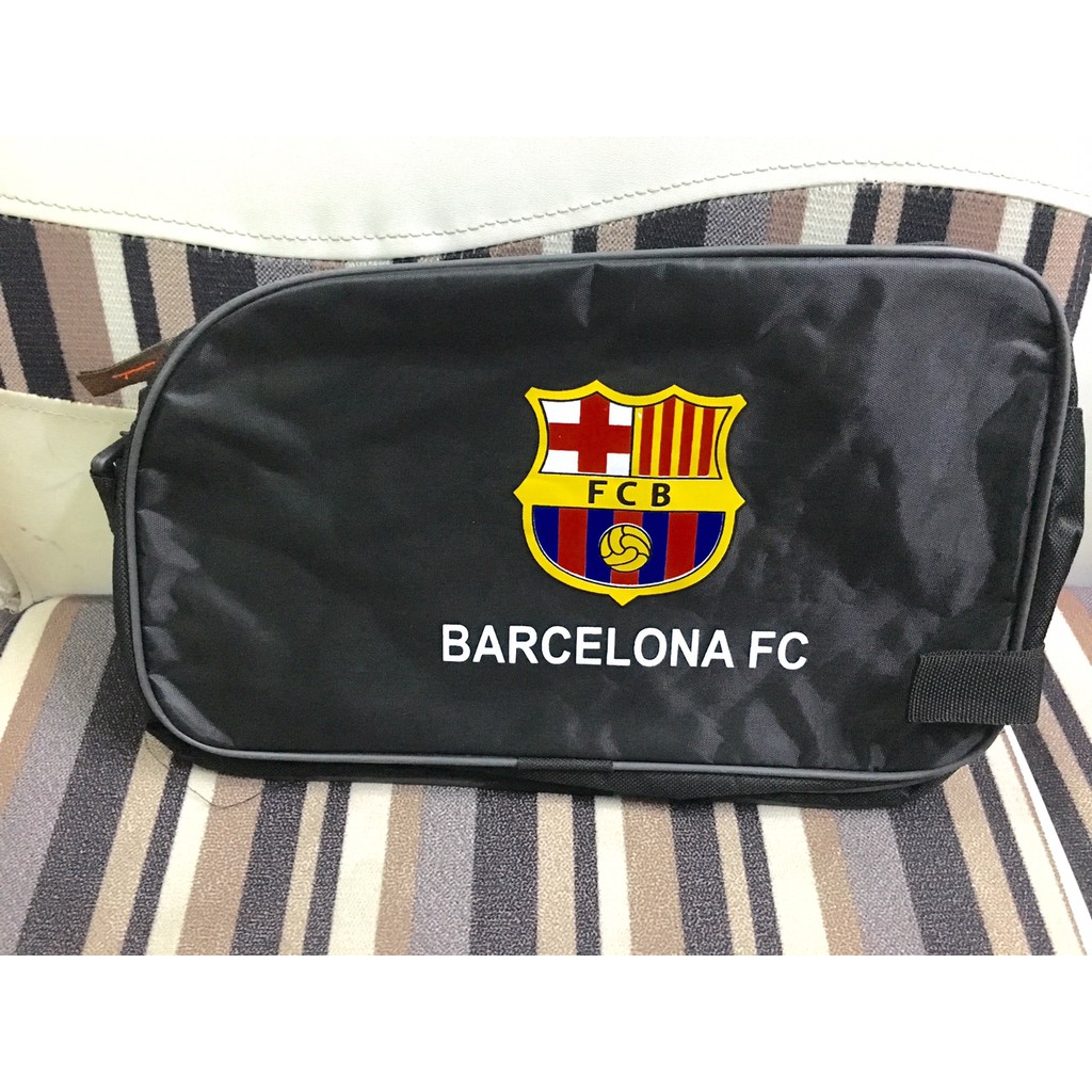 Túi  đựng đồ bóng đá CLB basa màu đen giá rẻ