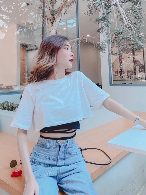 Set 2 áo 🍓🍓 gồm 1 áo croptop 🍓🍓1 áo yếm đan dây eo bên trong - B5U | BigBuy360 - bigbuy360.vn